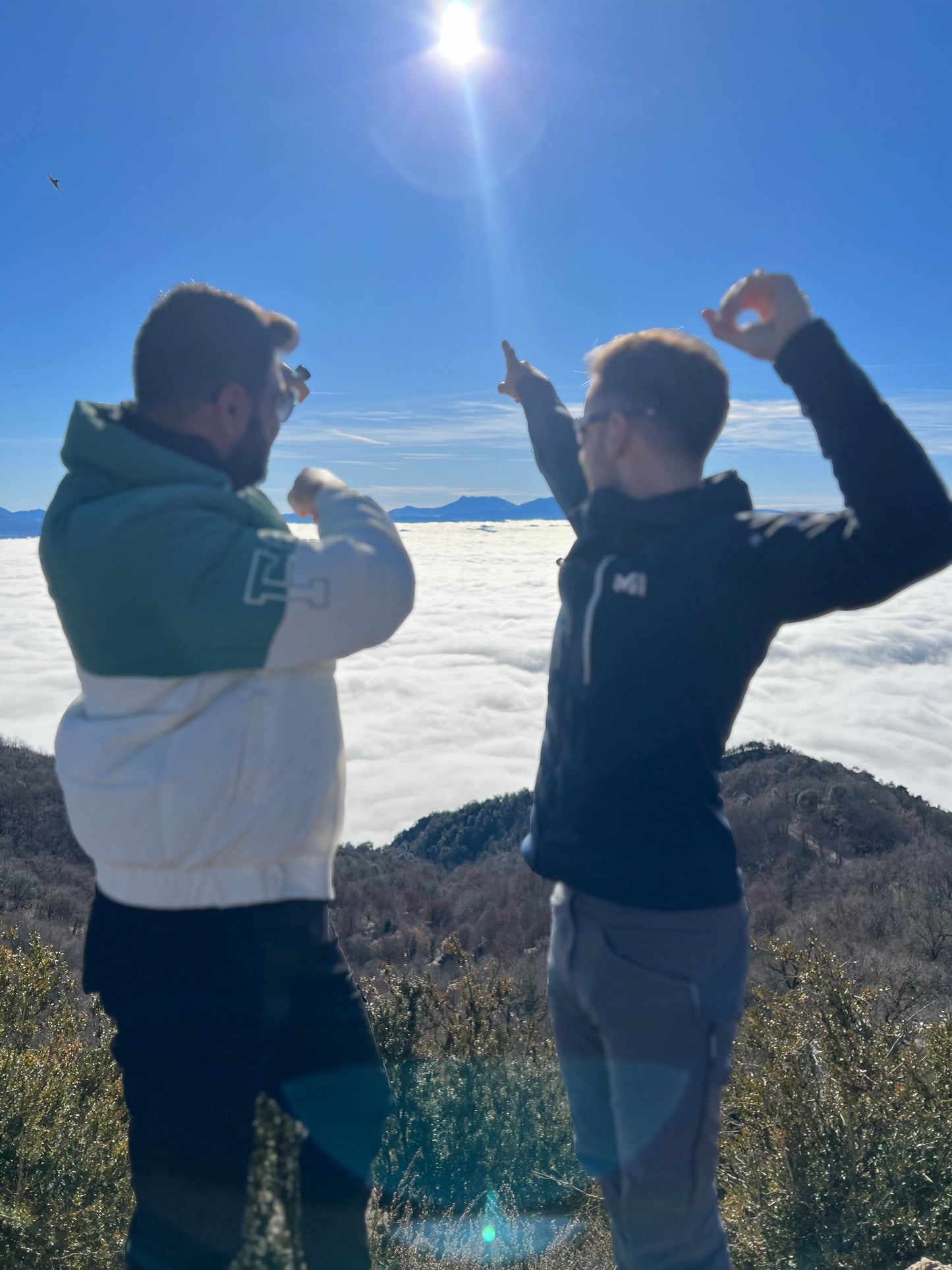 😍 Espléndido Vidrà, Cascada del Molí y vista de Pirineos 🦅 Intermedio 💪🏾 ➸ 📅 Sábado, 11.01.25