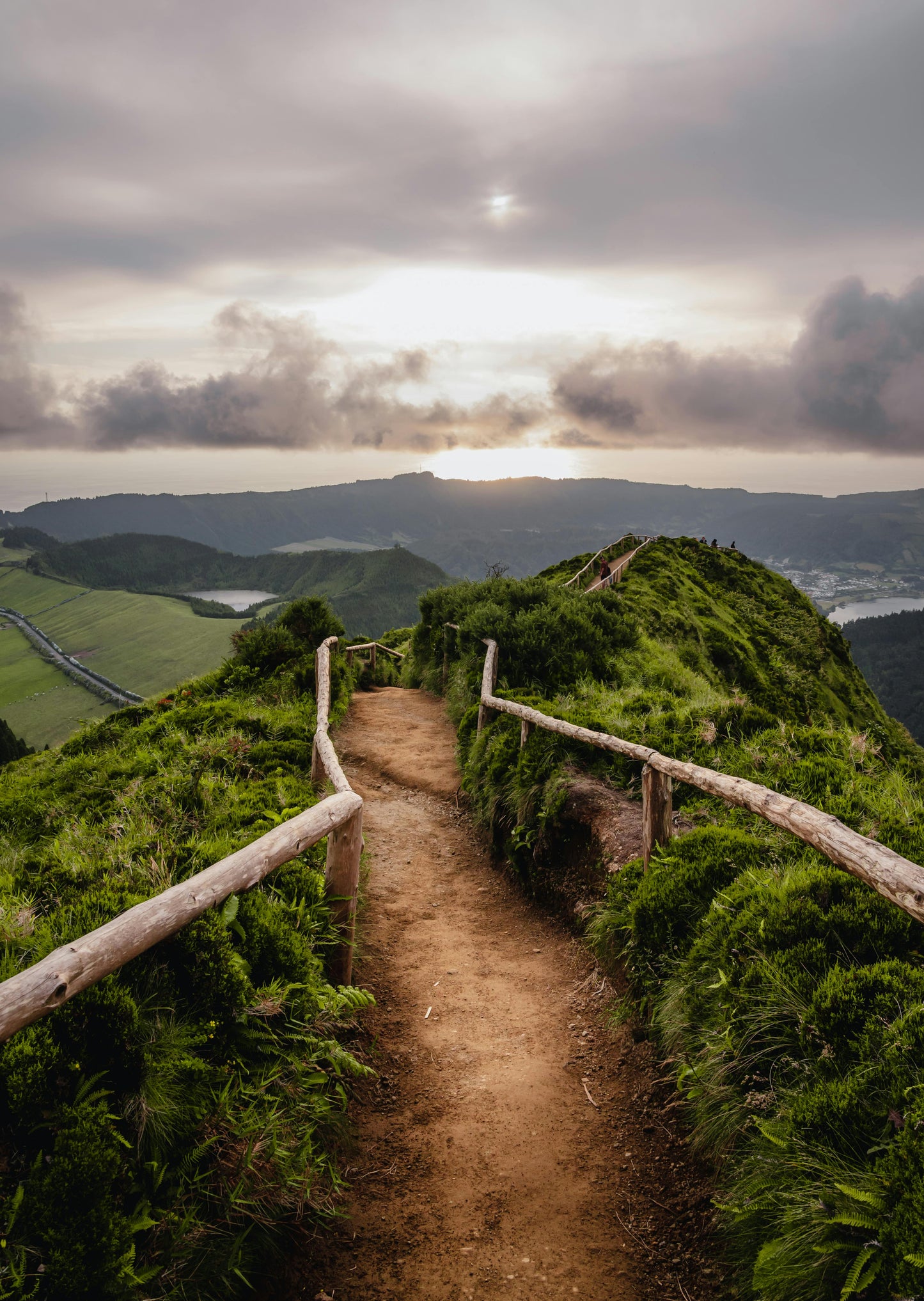 🌴 SEMANA SANTA Azores: Isla del Atlántico, entre lagos y volcanes  🌋 ➸ 📅 Lunes, 14.04.25 - Domingo, 20.04.25 💰799€-999€